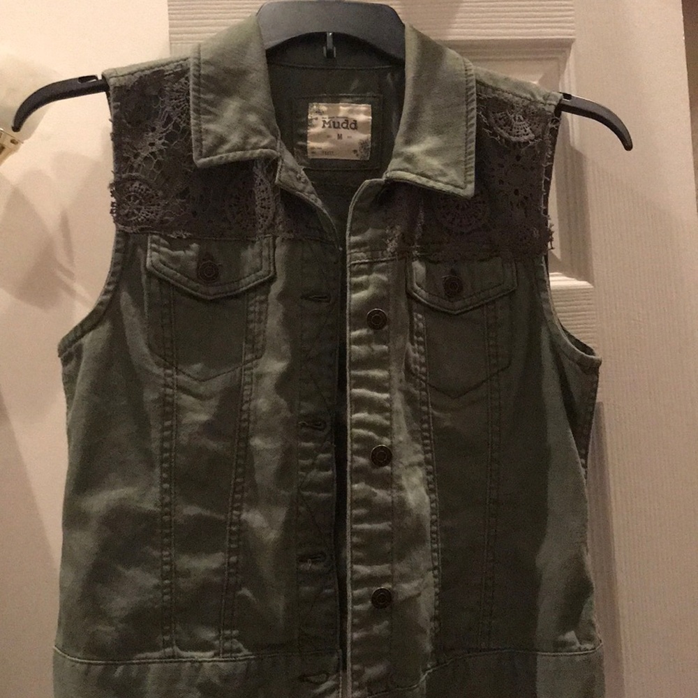 Still new only worn twice .